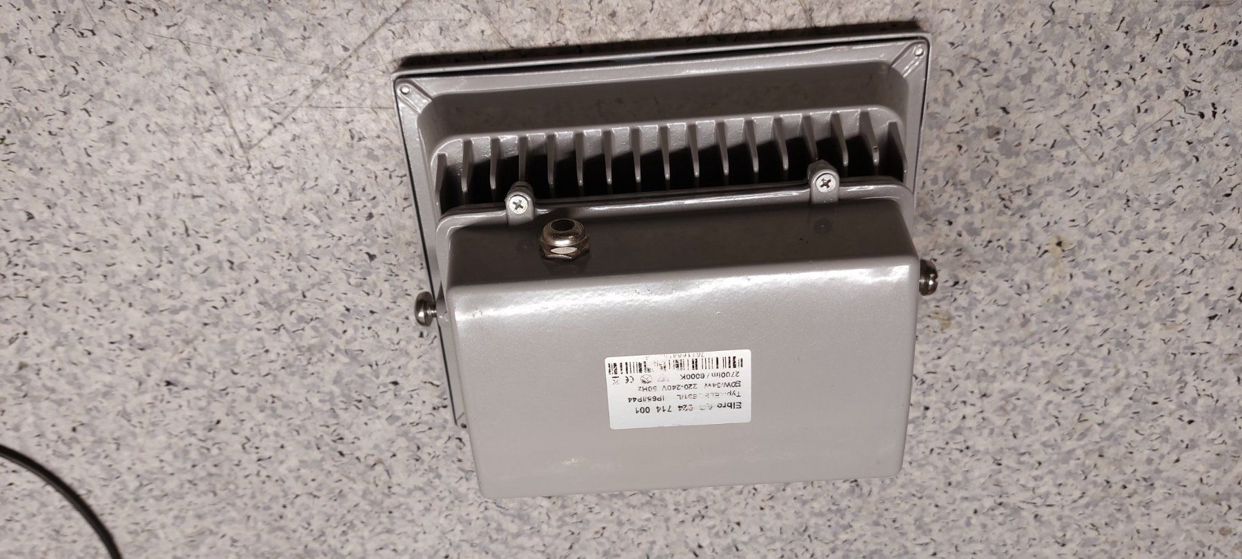 Lampen: Flutlicht Scheinwerfer Strahler 50W 230V~ – Gebraucht aus Hinteregg von Amerizium 2