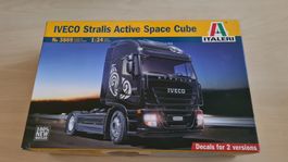1:24 Iveco Stralis Active Space Cube - Italeri 3869