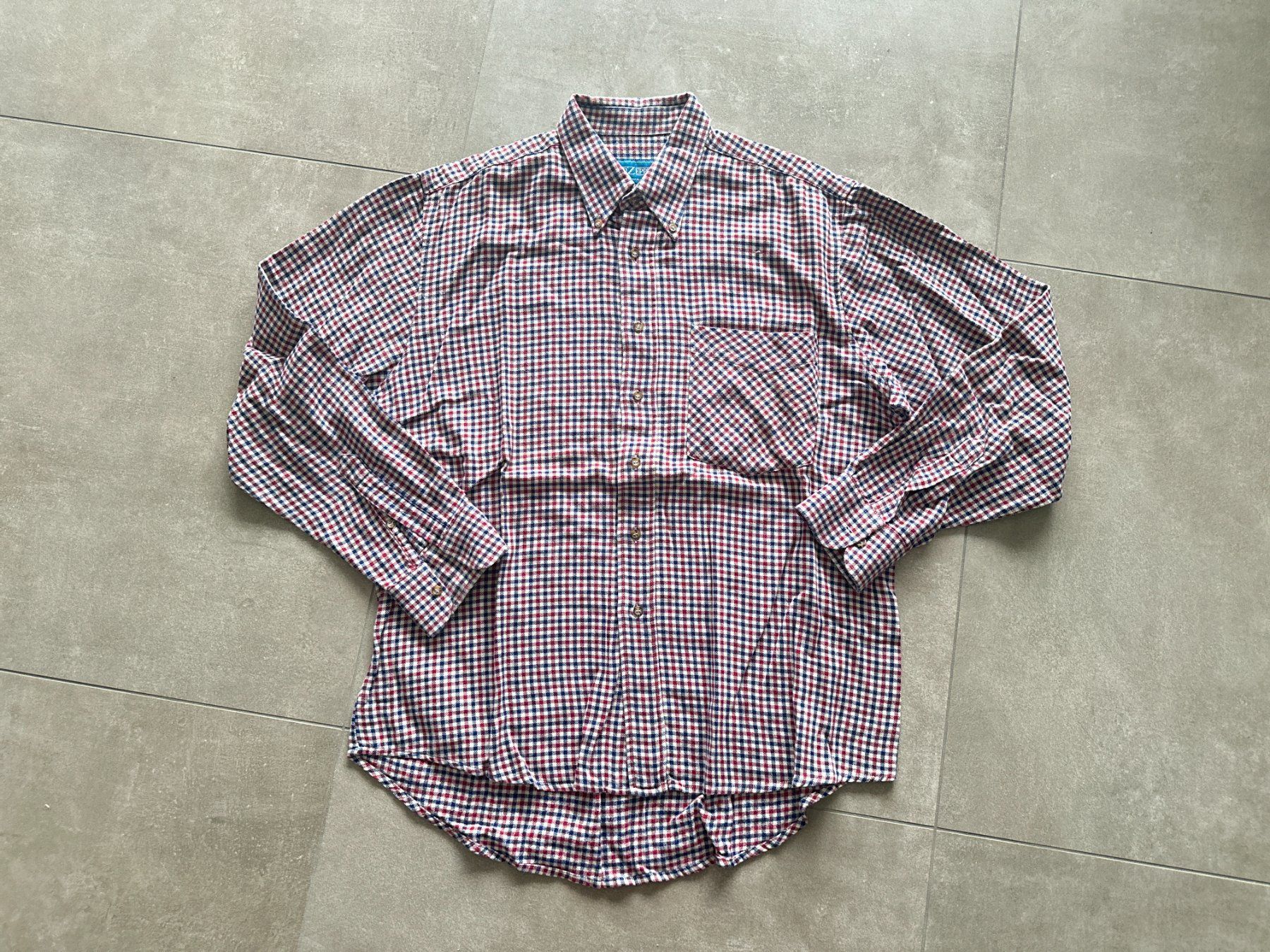 Camicie: Used shirt – Usato da Lugano venduto da _tuttifrutti_