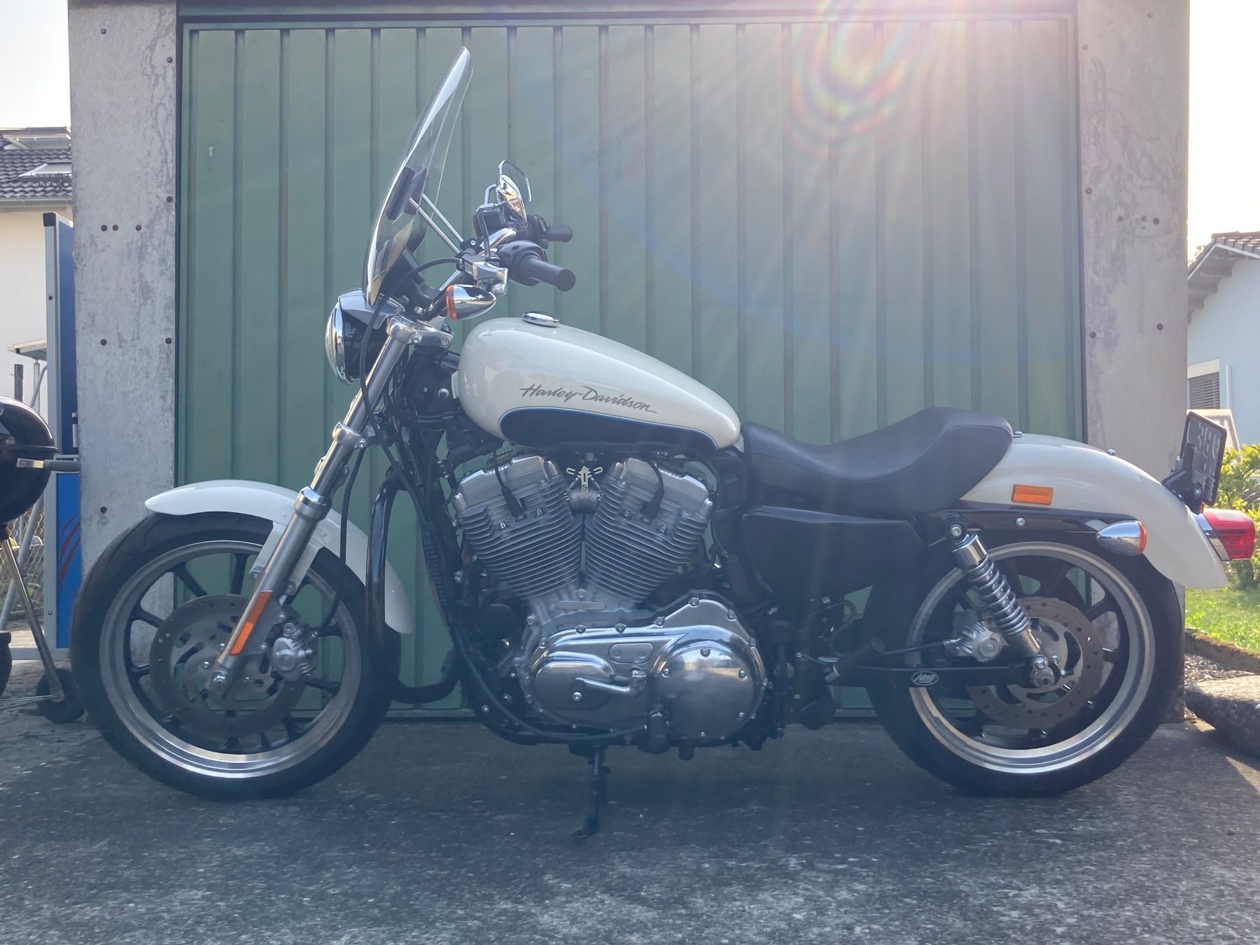 Harley-Davidson Chopper: Harley Davidson XL883L Super Low, weiss – Usato da Utzenstorf venduto da MIDY01 6