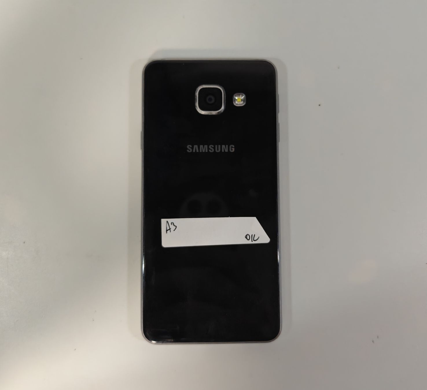 Samsung Telefoni cellulari / Smartphones: Samsung Galaxy A3 – Usato da Ehrendingen venduto da Rocky985 2