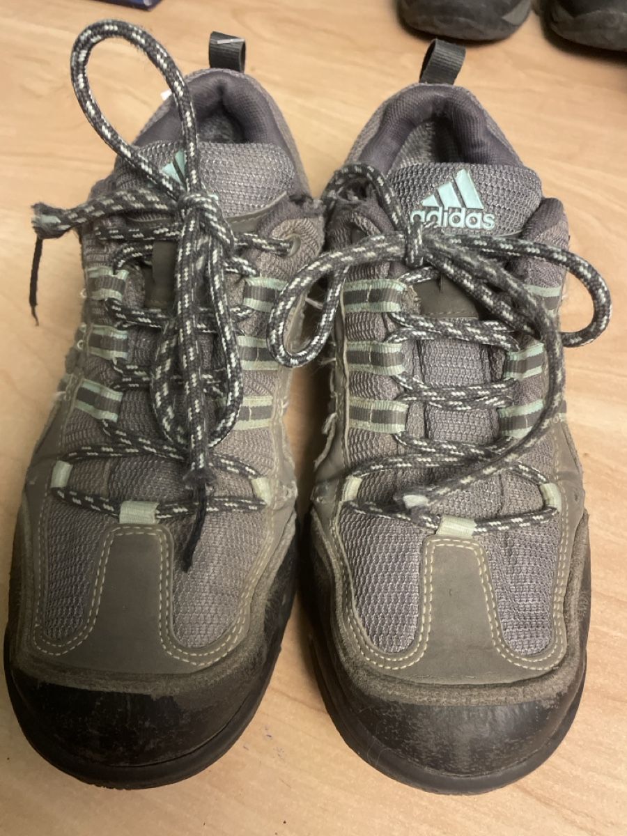 Adidas Scarpe per ragazzi: Adidas Gore-Tex Wanderschuhe, Gr. 36 2/3 – Usato da Obergerlafingen venduto da cabo4 1