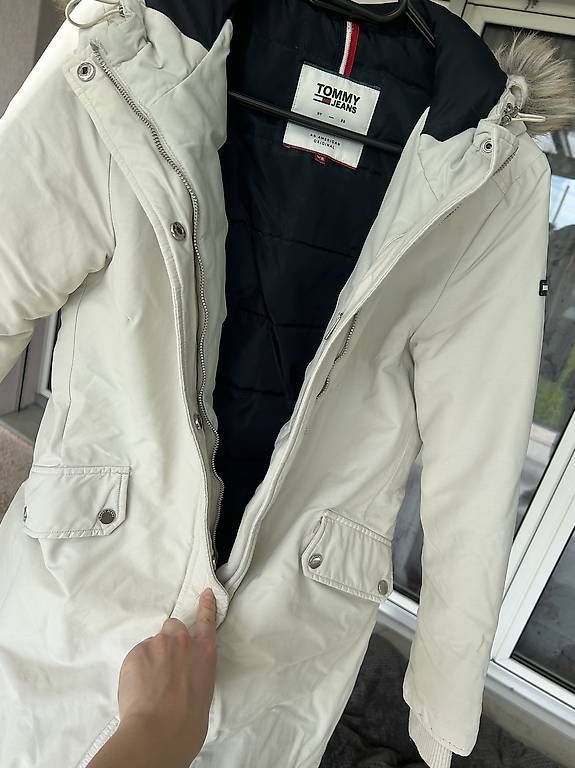 Giacche: Tommy Hilfiger Jacke Gr. XS – Usato da Niederbuchsiten venduto da idontknow. 3