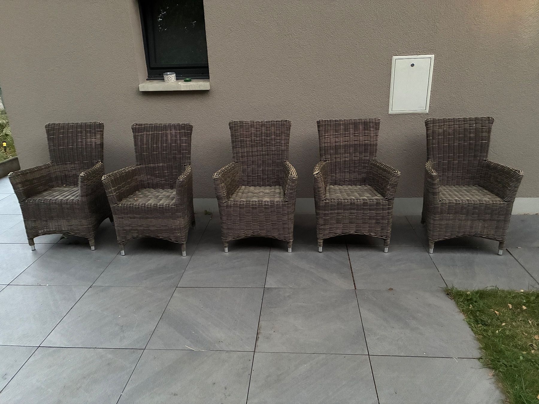 Viplounge Set di tavolo e panche: Gartentisch von Viplounge mit 5 Stühlen – Usato da Fontaines NE venduto da cri_9ntg 3