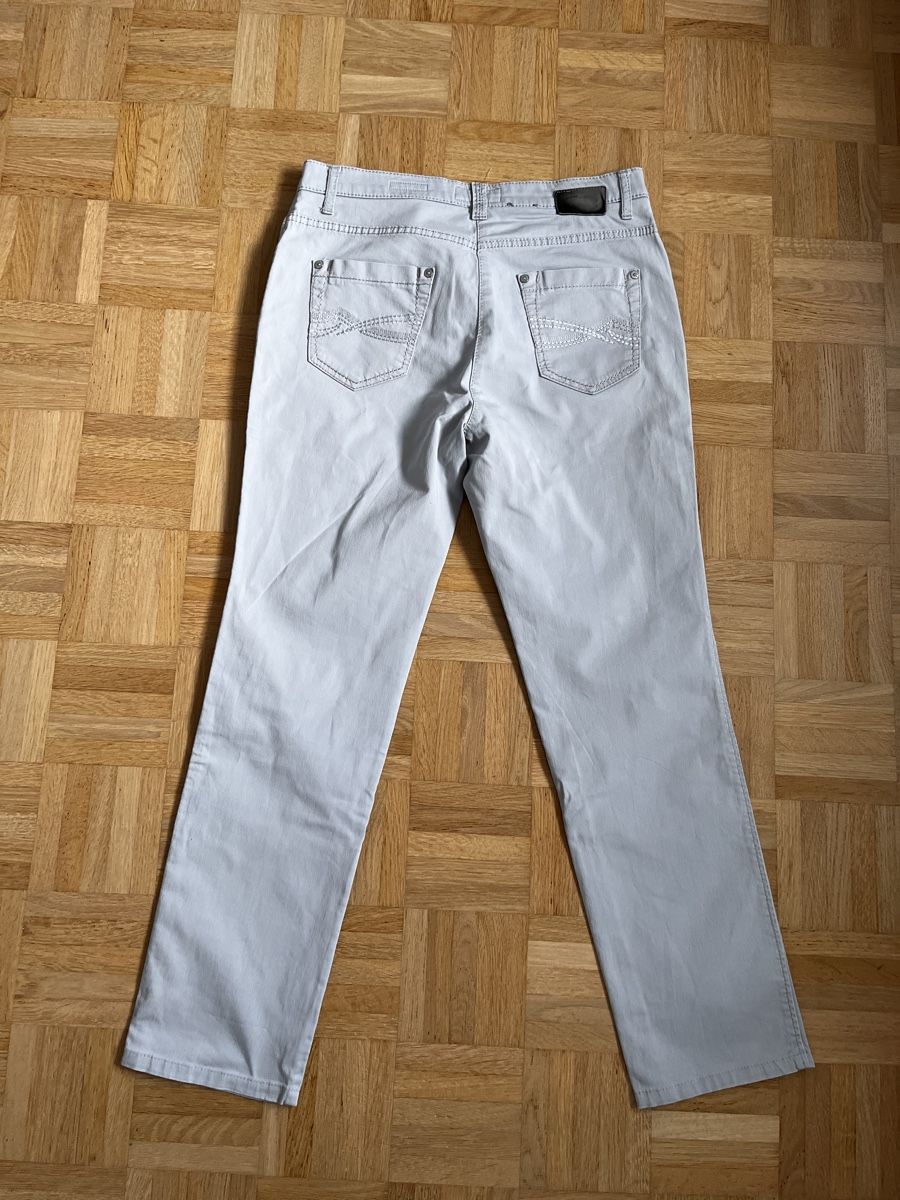 Pantaloni: Damen Hosen Grau Gr. 38 – Usato da Zürich venduto da Kleanthy 6