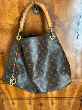Sac Louis Vuitton artsy GMtoile monogramme anses cuir marron