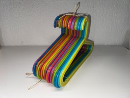 25 bunte Kinderkleiderbügel (mehr auf Anfrage möglich)