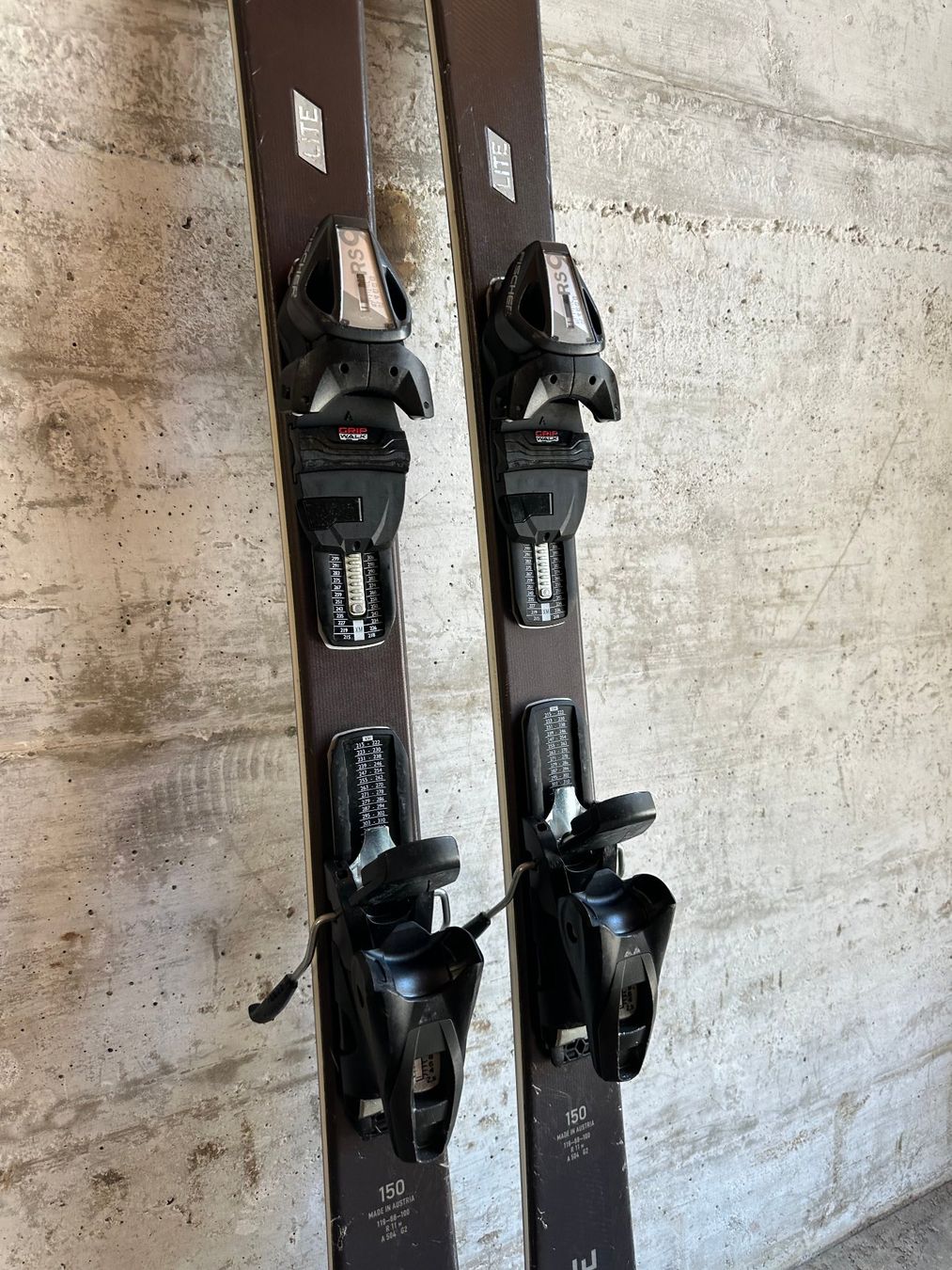 Fischer Skis: Fischer Divine Ski 150CM – Gebraucht aus Emmenbrücke von karkarkar 2