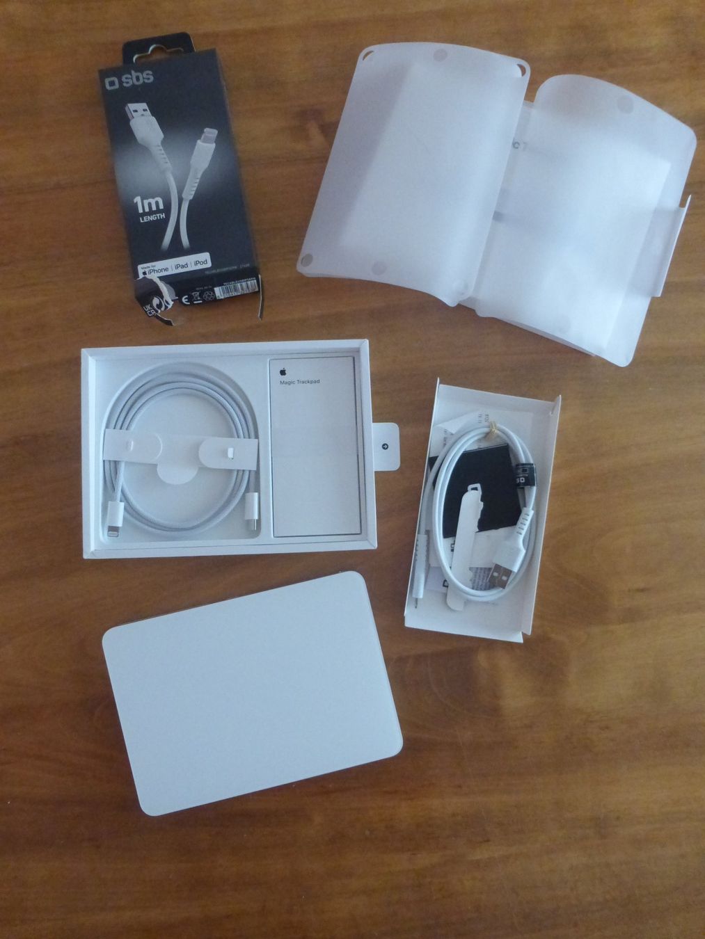 Apple Mouse: Apple Magic Trackpad 2 A1535 – Nuovo (secondo la descrizione) da Zumikon venduto da psisound 1
