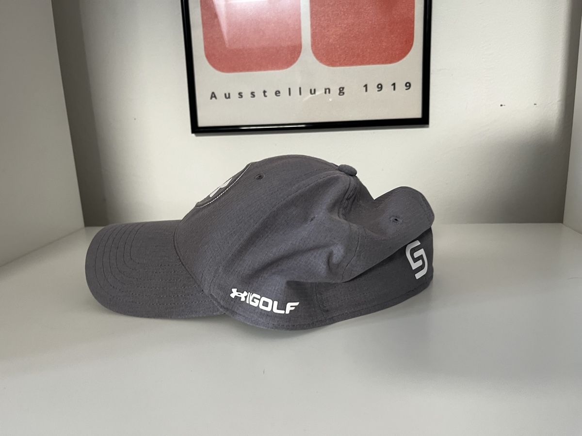 Hüte, Mützen & Caps: Under Armor Golf Cap – Gebraucht aus Sulzbach von Nick.sell 1