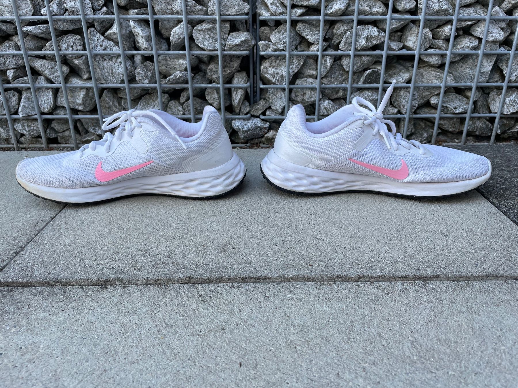 Nike Damenschuhe: Nike Revolution Laufschuhe Gr. 38.5 – Gebraucht aus Uster von capmar 4