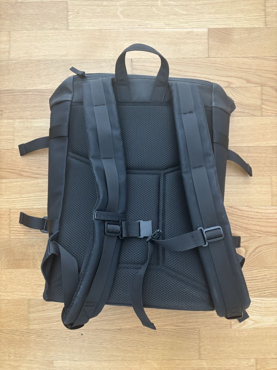 Kapten & Son Zaini: Kapten & Son Rucksack Schwarz  – Usato da Wettingen venduto da Spunki16 1