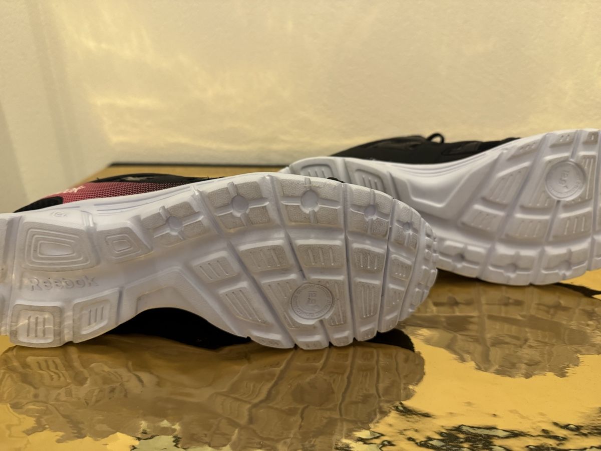 Reebok Herrenschuhe: Reebok Sportschuhe Gr. 40.5 – Neu (gemäss Beschreibung) aus Lachen SZ von artbyblondangel 4