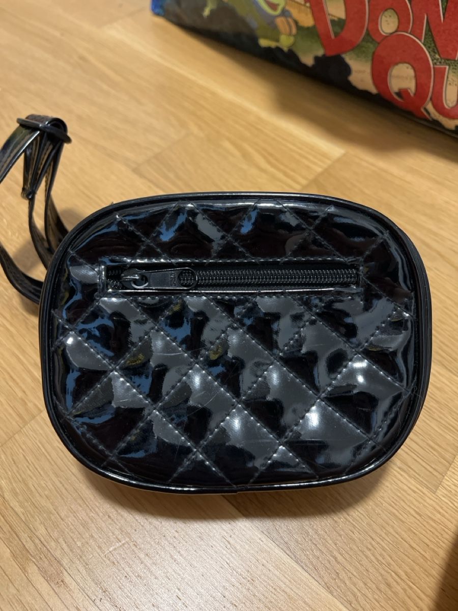 Sacs: Fanny pack black patent leather quilted – D'occasion à Brugg AG par amelienoelle
