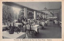 Genève, Restaurant Parc Eaux-Vives, Terrasse animée env 1920