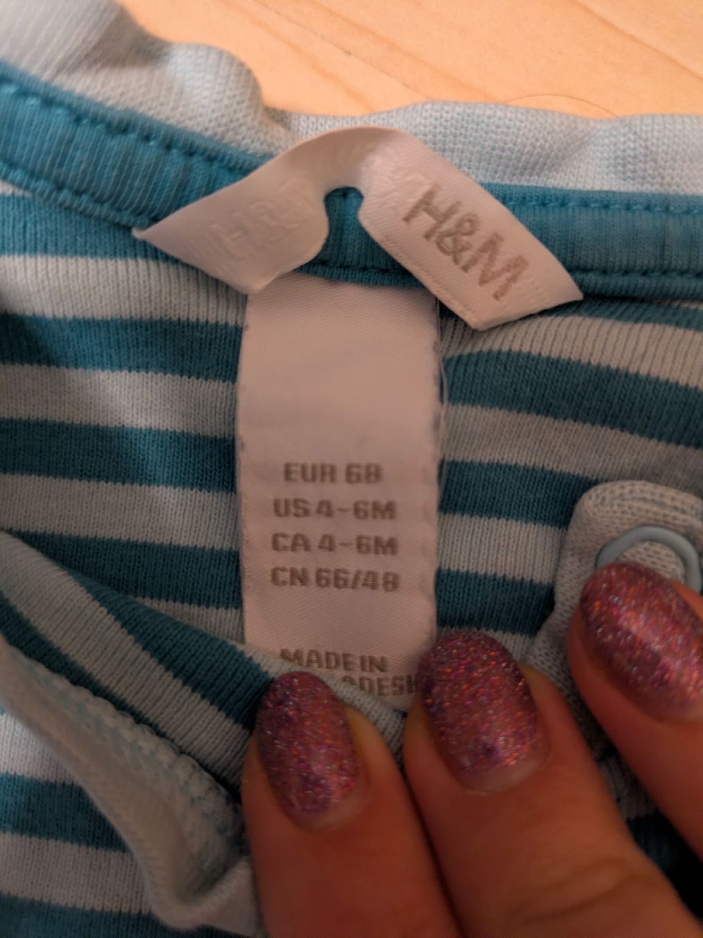 Hemden, Tops & T-Shirts: tshirt – Gebraucht aus Lengnau Ag von Mona_03 1