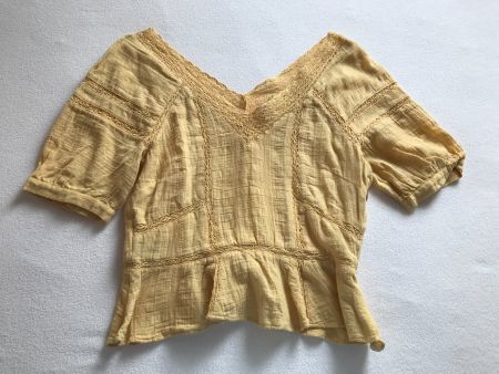 Sommer Bluse, Gelb mit Spitze, Grösse 36, Top Zustand!