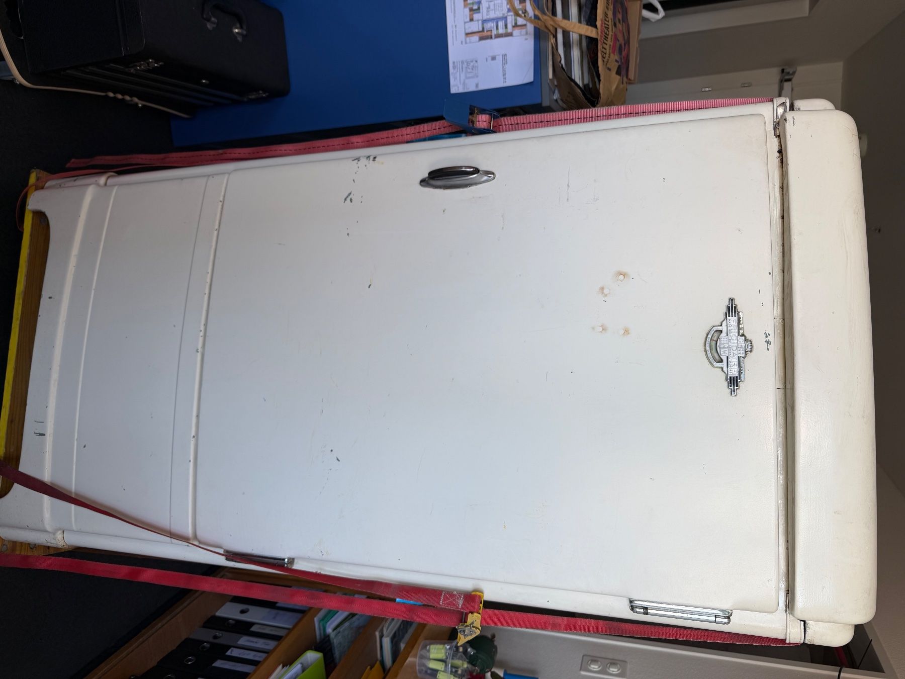 Armadi: Frigidaire von 1937 – Usato da Zürich venduto da Zebe