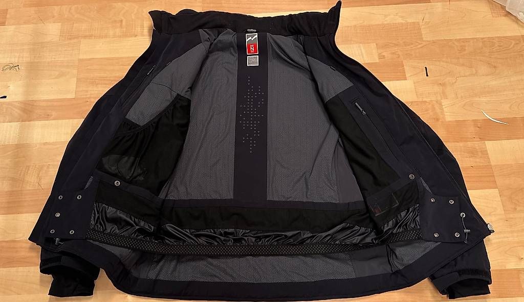 Mountain Force Giacche: Skijacke Mountain Force Gr 56 wie neu – Nuovo (secondo la descrizione) da Oberweningen venduto da Ardnas89 2