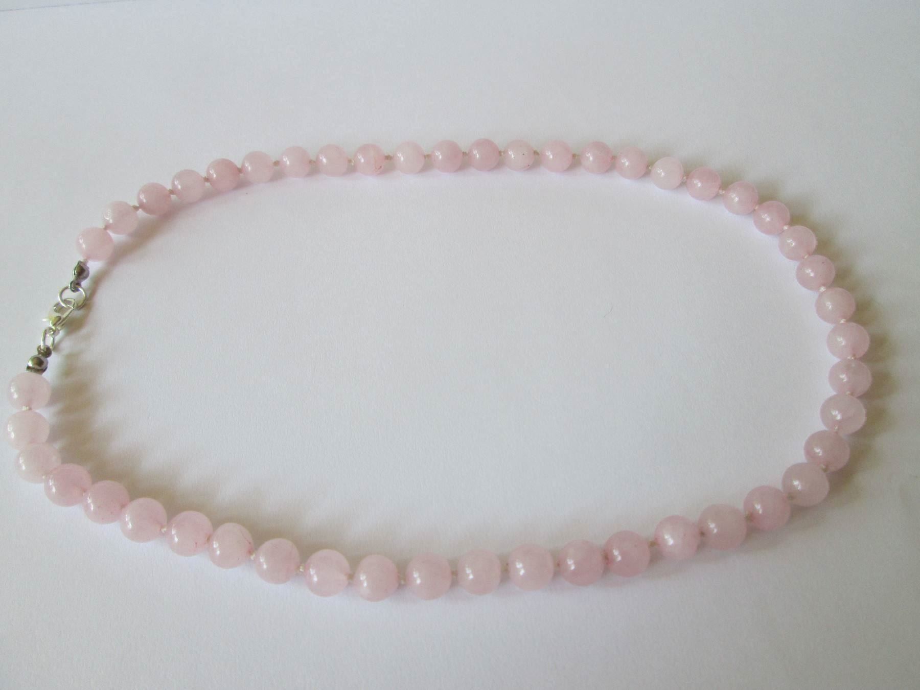 Catenine: Wundervolle Perlenkette Durchm. ca. 8 mm echter Rosenquarz – Nuovo (secondo la descrizione) da Drochtersen venduto da Simonchen 1