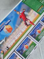 OVP! Von 2022 Migros Mania Tipp-Kick Starterset und 4 Kicker