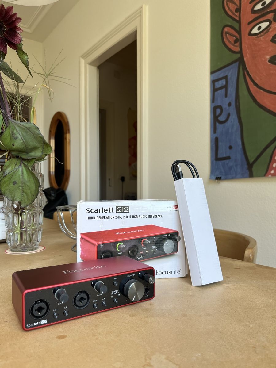 Focusrite Equalizer: Focusrite Scarlett 2i2 (3. Generation) – Gebraucht aus Basel von fri_nz9s