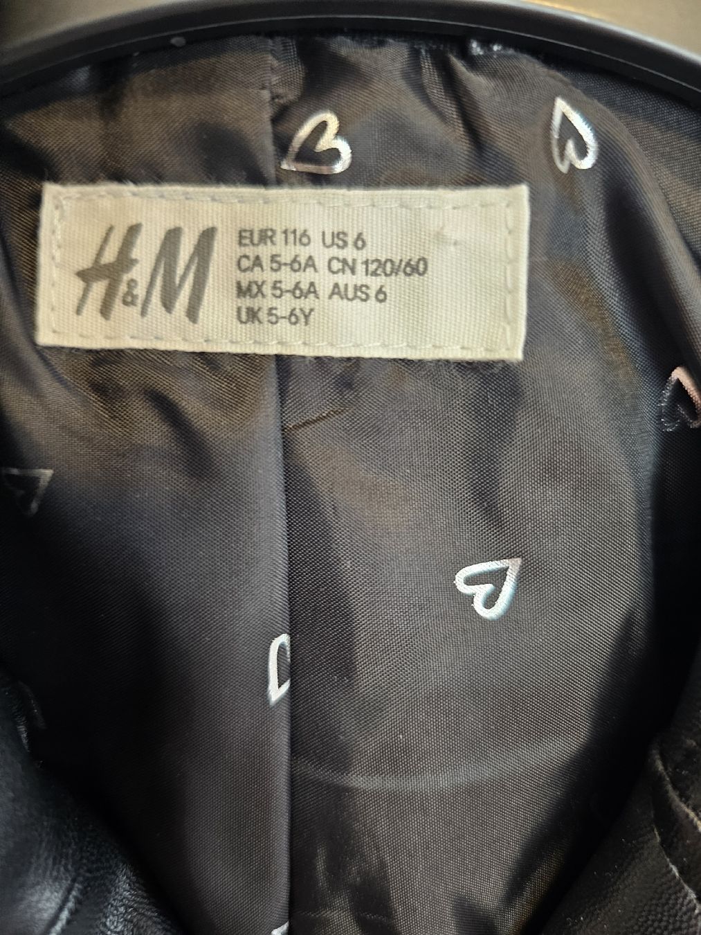 H&M Jacken & Mäntel: Coole H&M Lederjacke Mädchen Gr. 116 schwarz – Gebraucht aus Laufen von Taty007 5