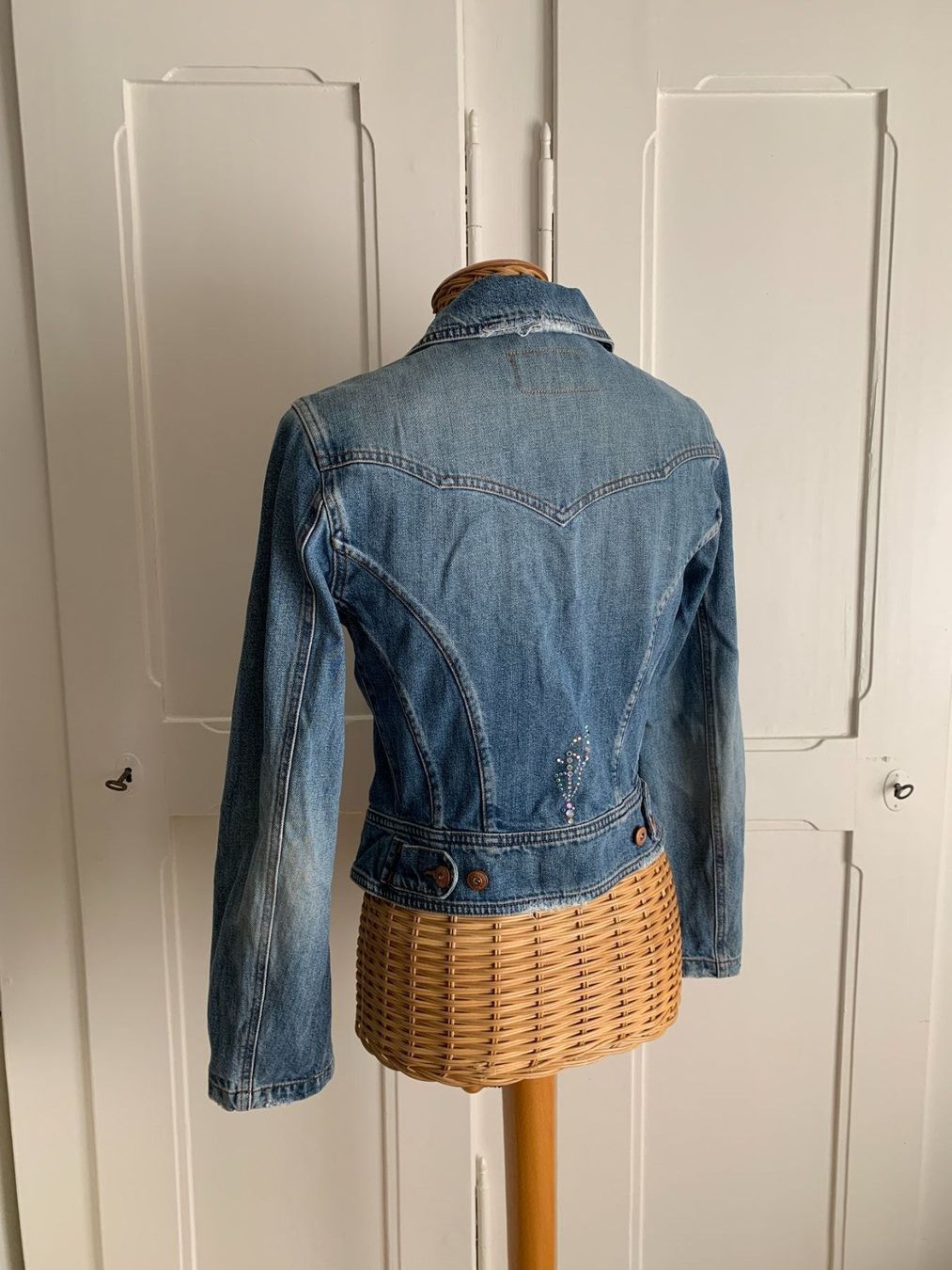 Giacche: VOYAGE PASSION - Jeansjacke blau 36 – Usato da Zürich venduto da Diazaio 2