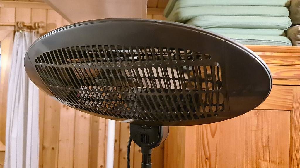 Reer Radiatori: Reer Wickeltisch-Heizstrahler mit Ständer – Usato da Jonen venduto da udatsha 1