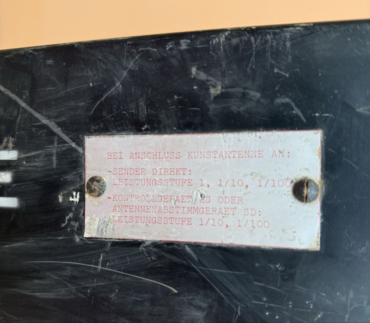 Funktechnik: Kunstantenne SE-415 Zellweger Uster – Schweizer Armee – Gebraucht aus Fulenbach von Annie.s_Mid_Century 3