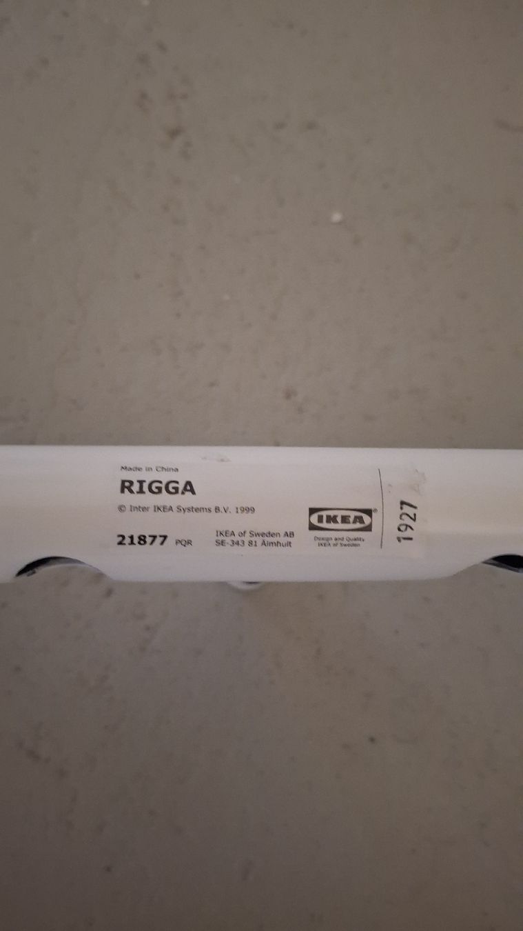 Ikea Porte manteau: RIGGA - Ikea Kleiderständer – D'occasion à Lenzburg par Stalder999 1