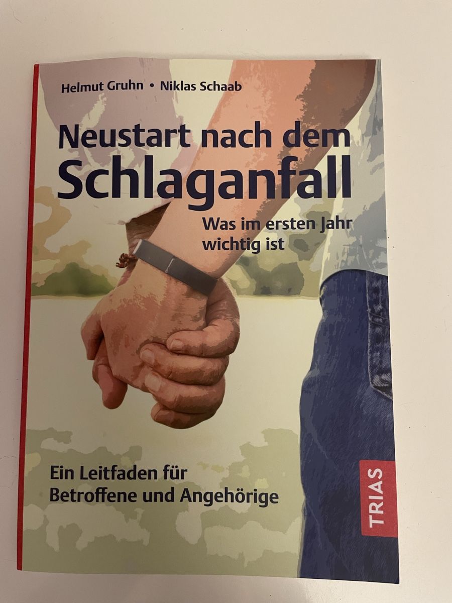 Livres: Neustart nach dem Schlaganfall. Ein Leitfaden  – D'occasion à Bäretswil par Evamaria1