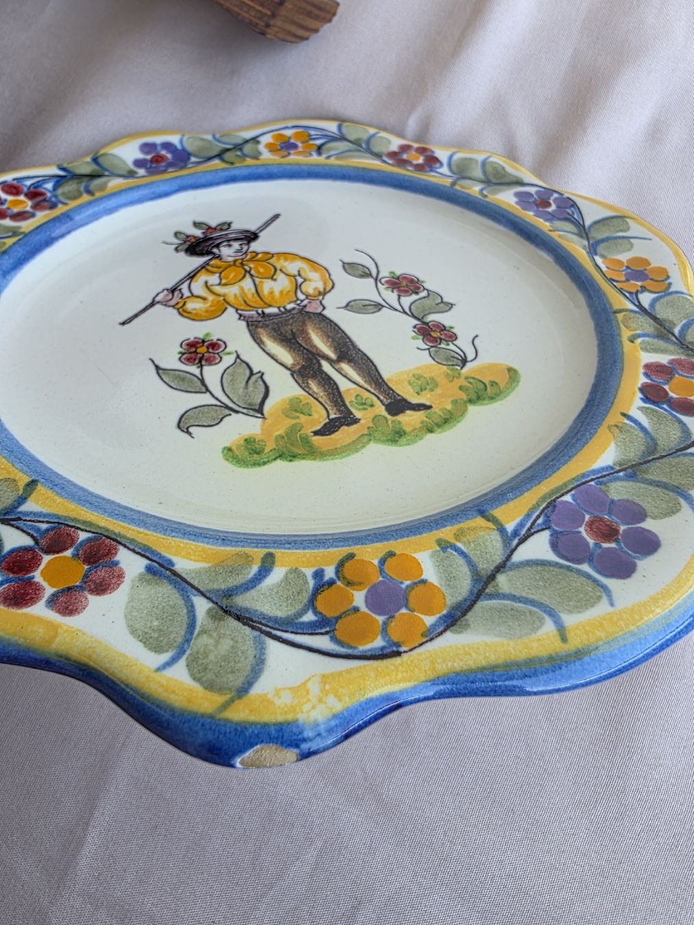 Teller: Superbe Assiette Vintage en Faïence – Gebraucht aus Cortaillod von Amira_Nad 3