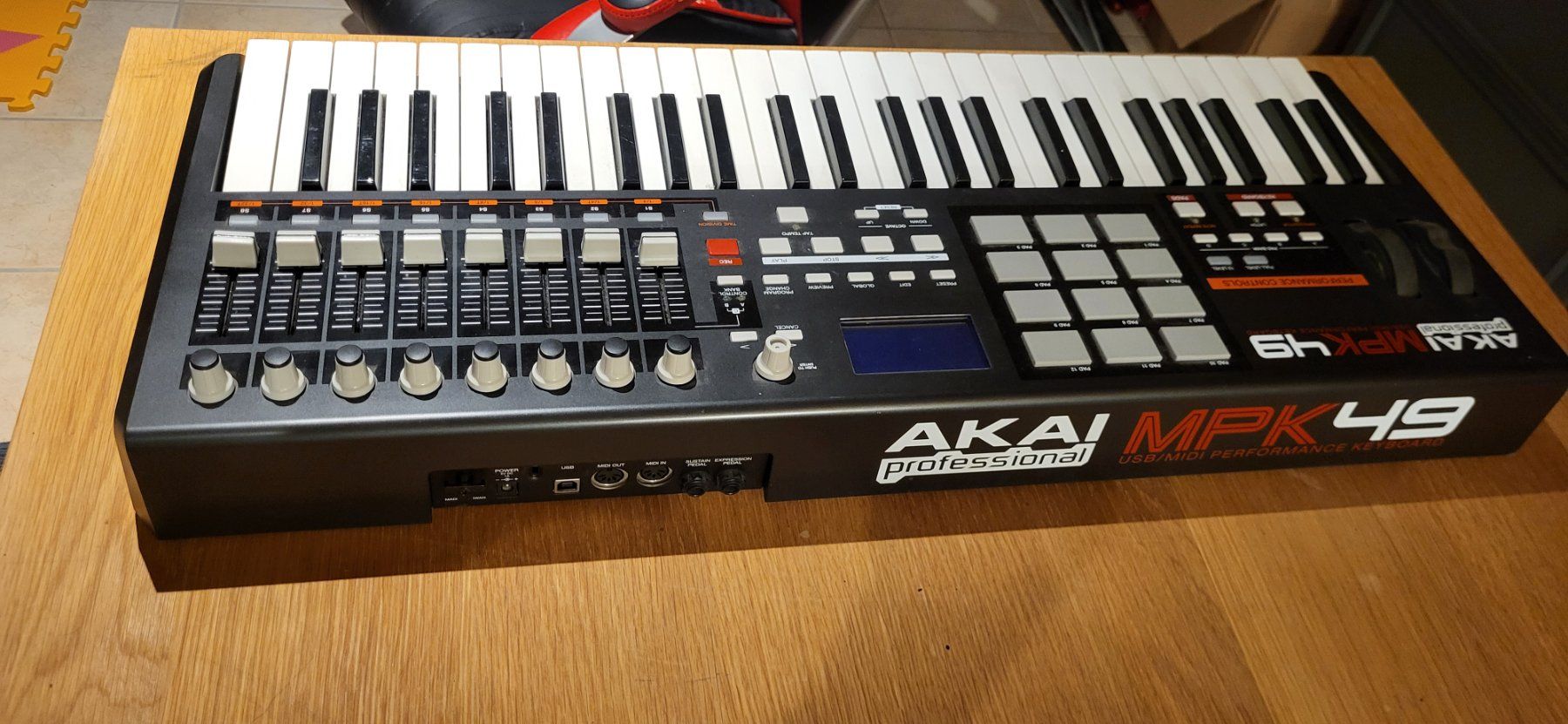 Akai Strumenti musicali: AKAI MPK49 MIDI Keyboard – Usato da Münsingen venduto da Heroism2010 4