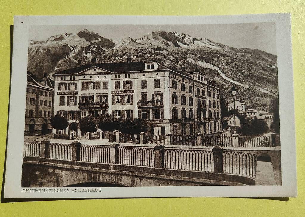 Cartoline postali: AK Chur Rhätisches Volkshaus – Nuovo (secondo la descrizione) da chur venduto da Hmars