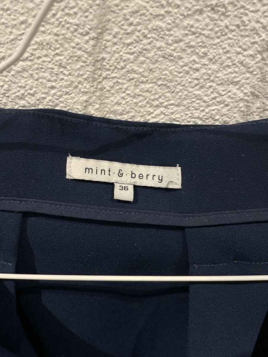 Mint & Berry Gonne: Blauer Rock von mint&berry – Usato da Schmitten FR venduto da Monei19 2