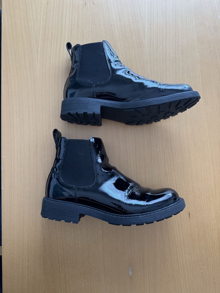 Clarks Scarpe da donna: Clarks Stiefel – Nuovo (secondo la descrizione) da Rüegsauschachen venduto da nai_2jfm 1