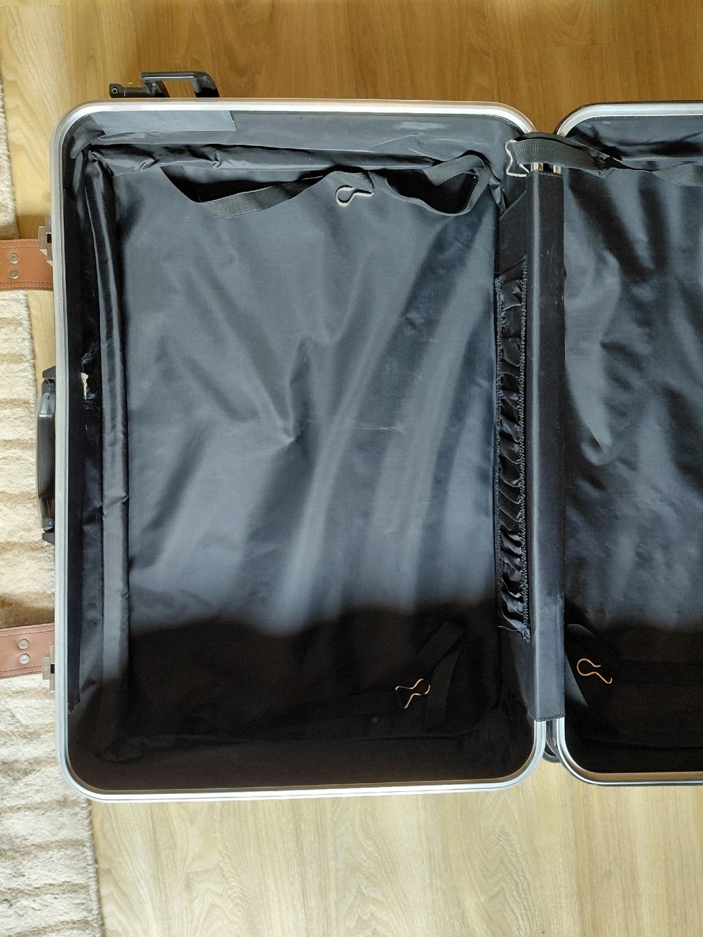 Valigie: Reisekoffer Koffer – Usato da Lyss venduto da Zachmarc 1