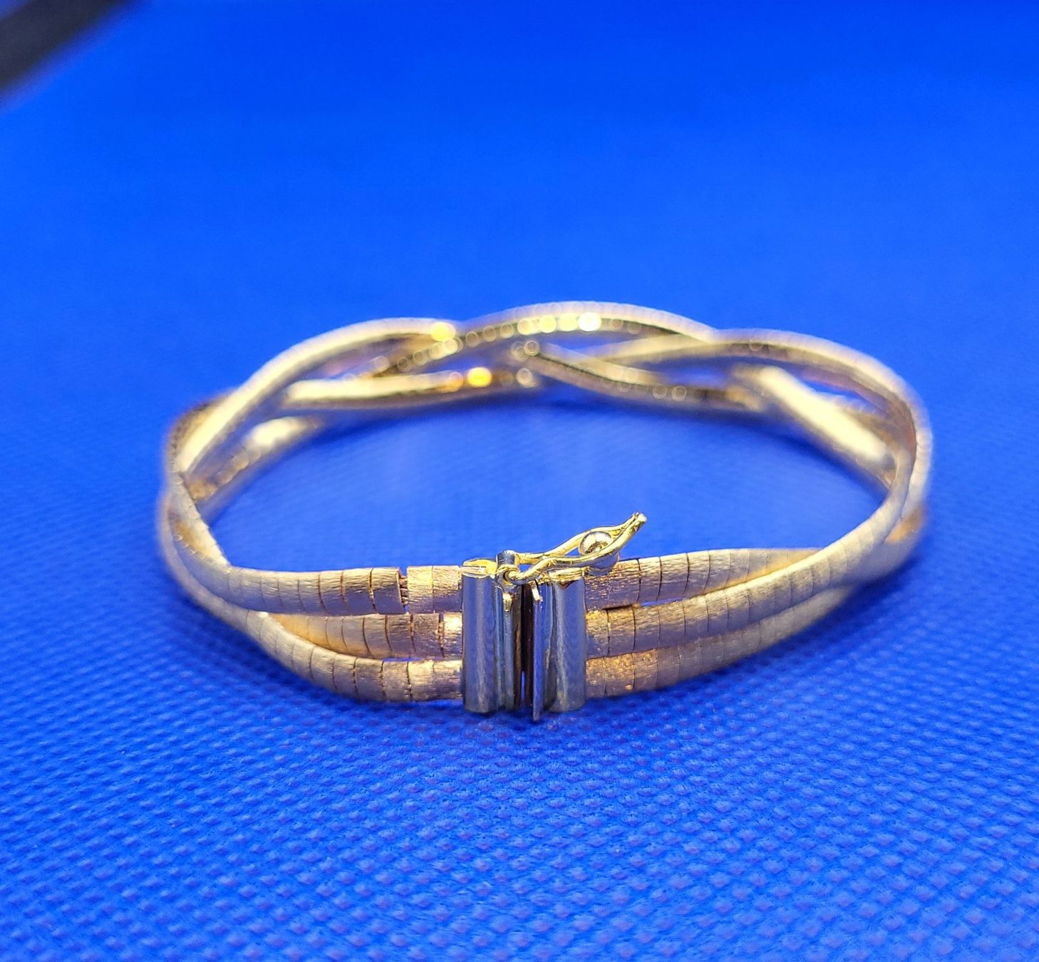 Armbänder & -reifen: 585 Massiv Bicolour Gold Armband – Gebraucht aus Wald ZH von Aniade 5