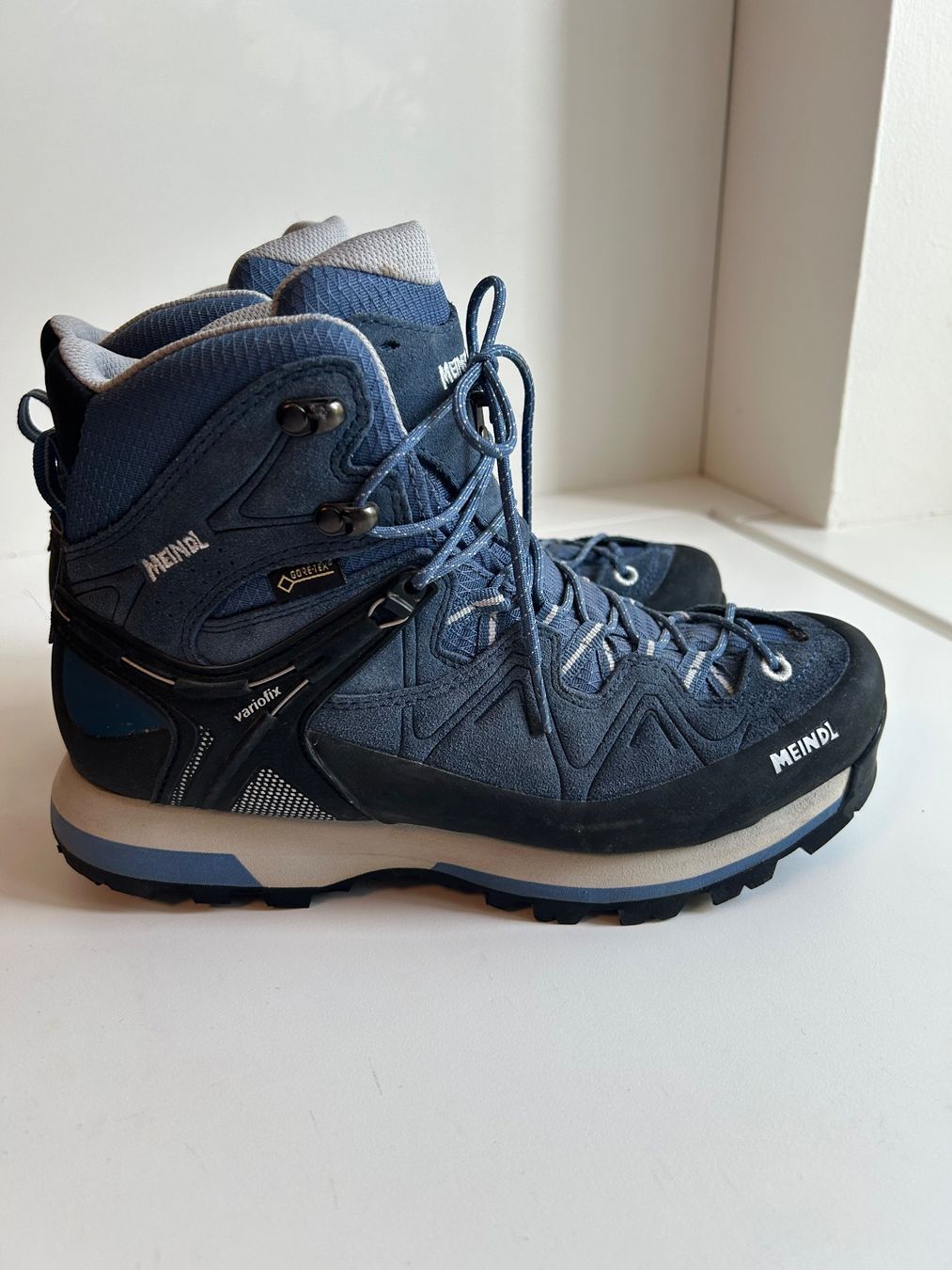 Meindl Scarpe da donna: Wanderschuh Meindl – Usato da Hütten venduto da JUFL2022 1