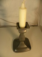 Alter schöner Kerzenständer aus Feinzinn