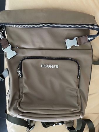 BOGNER  RUCKSACK NEU  20 x 12 x 40 cm.