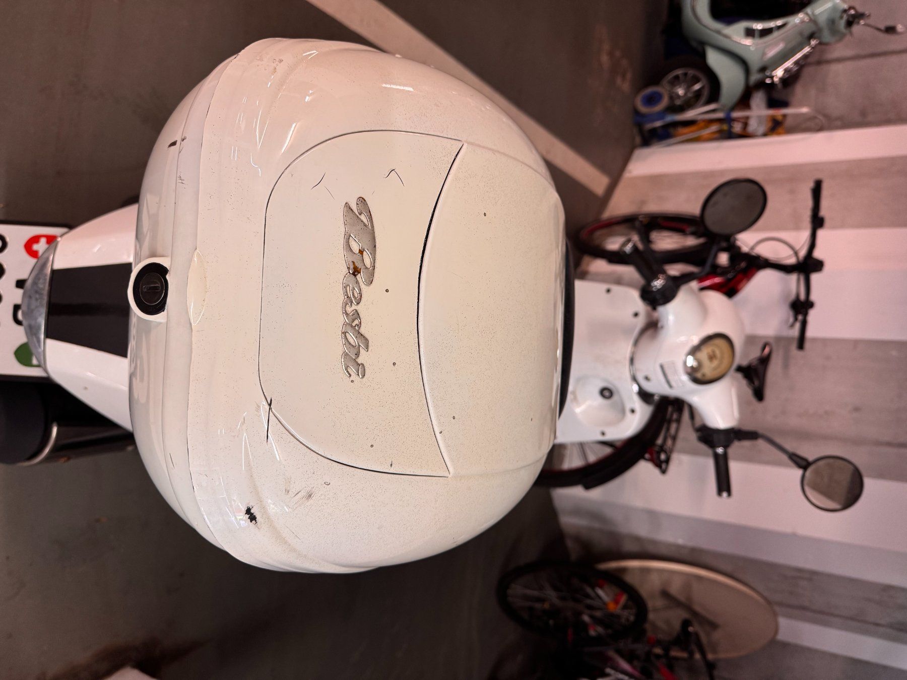 Daelim Scooter: Scooter 125 blanc usagé, idéal pour export/bricoleur – Usato da Lausanne venduto da and_tn9n 1