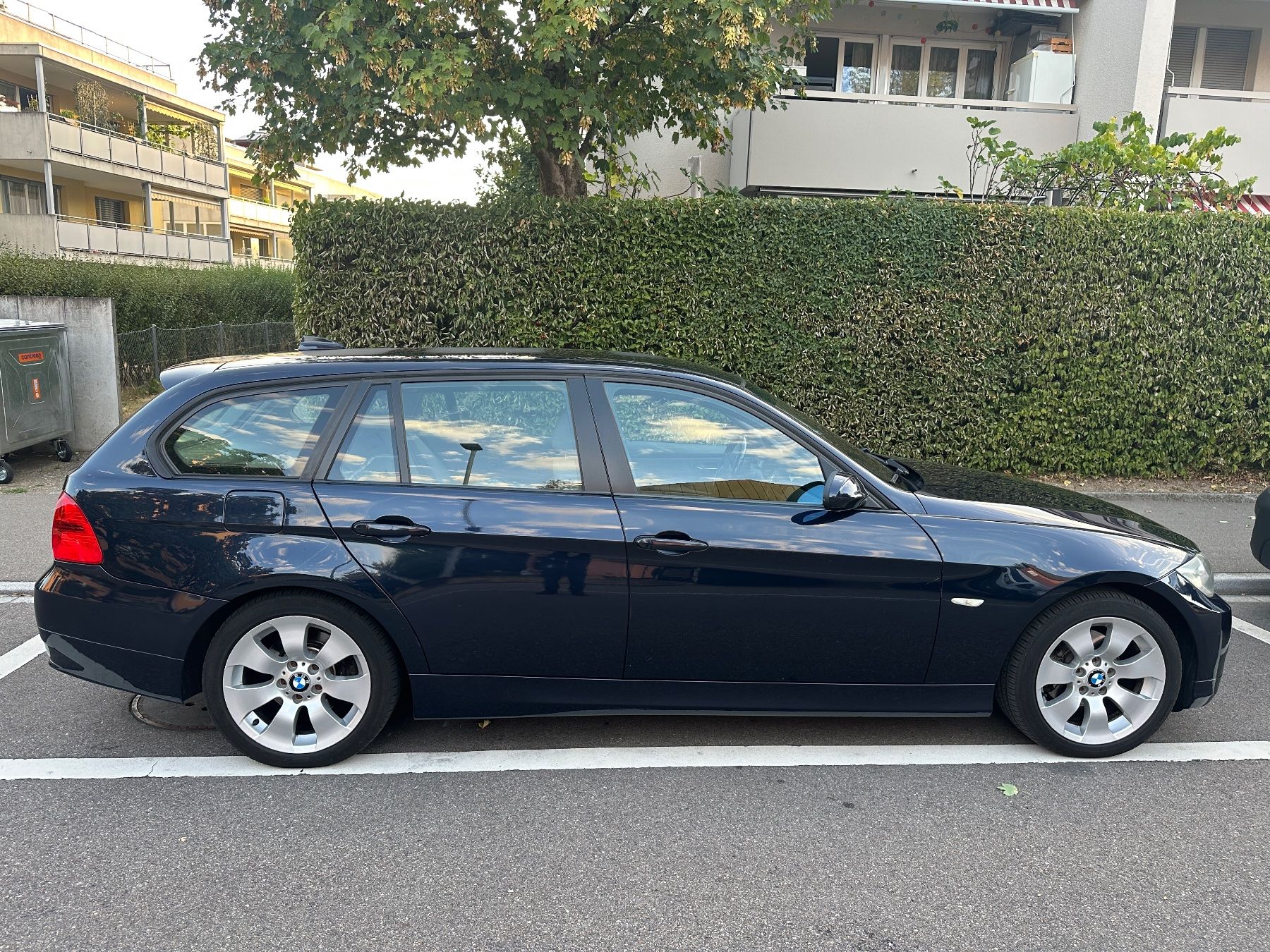 BMW Automobili: BMW 320i mit MFK Automat – Usato da Mellingen venduto da Gili_S 9