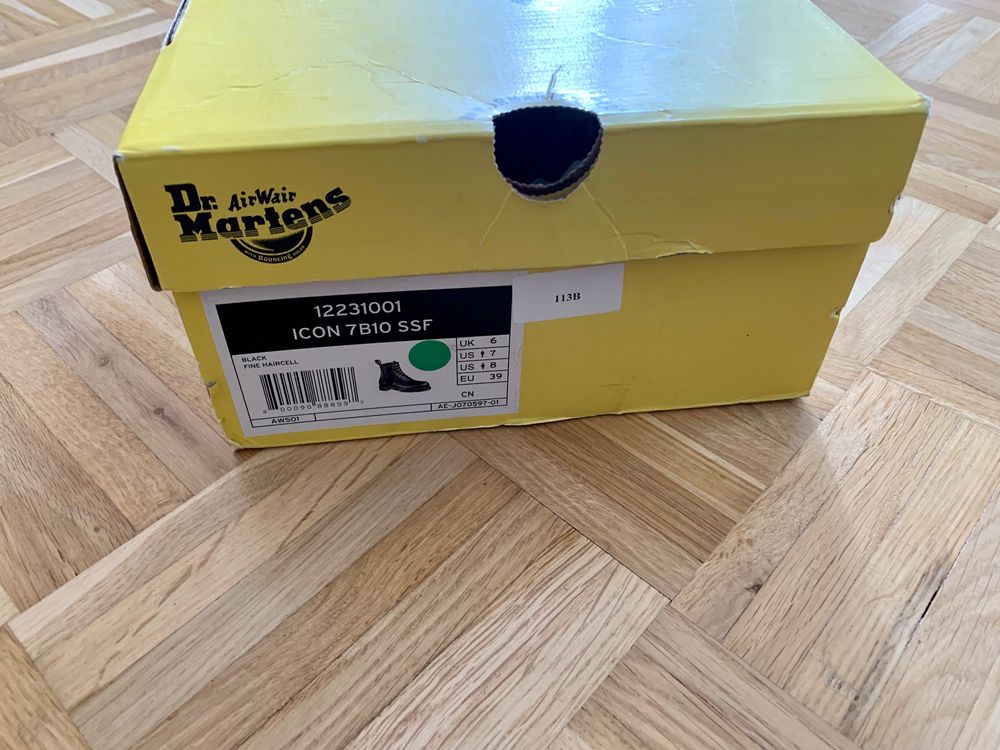 Dr. Martens Dogs 7B10 Gr. 39 40 Acheter sur Ricardo