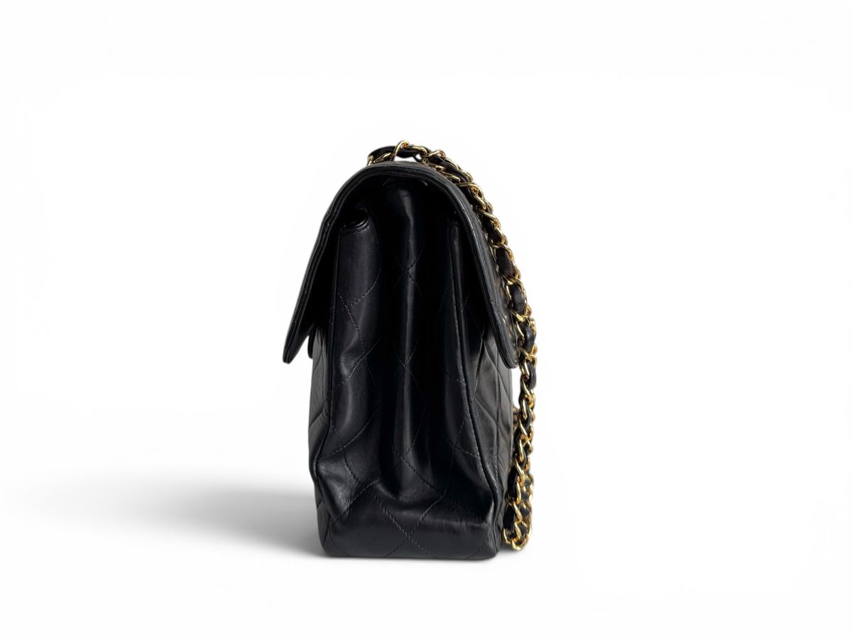 Chanel Taschen für Damen: CHANEL Double-sided Jumbo Flap Bag Tasche – Gebraucht aus Kriens von hannaandkiko 2