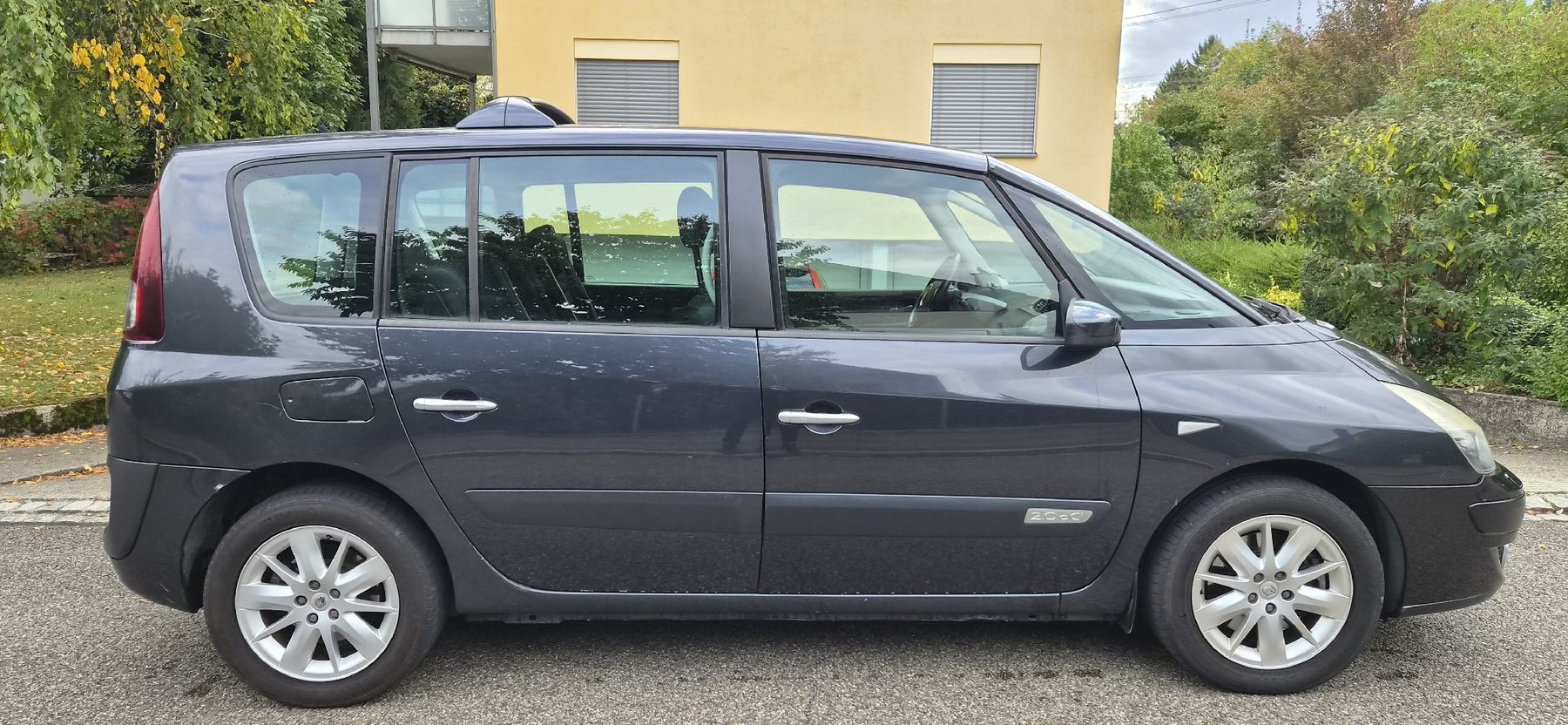Renault Autos: RENAULT ESPACE 2.0 DCI – D'occasion à Dietlikon par svajc80
