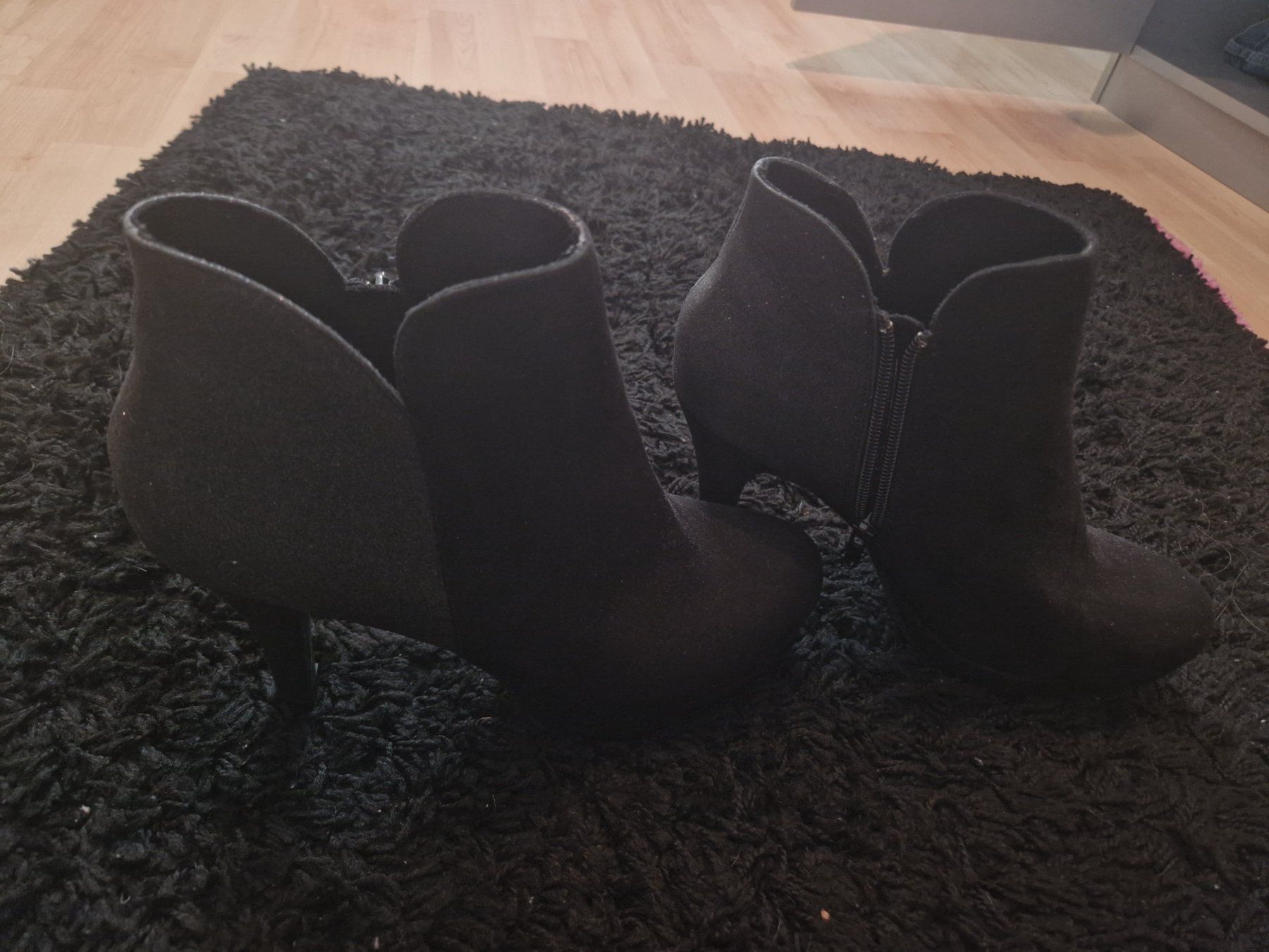 Scarpe da donna: Schuhe Absatz schwarz – Usato da Ebikon venduto da kov_9vqb