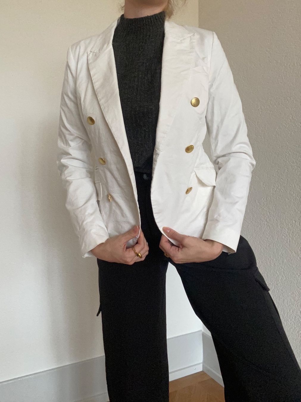Jacken: Weisser Blazer, Goldknöpfe, Grösse S – Gebraucht aus Bern von mue_yhz5 3
