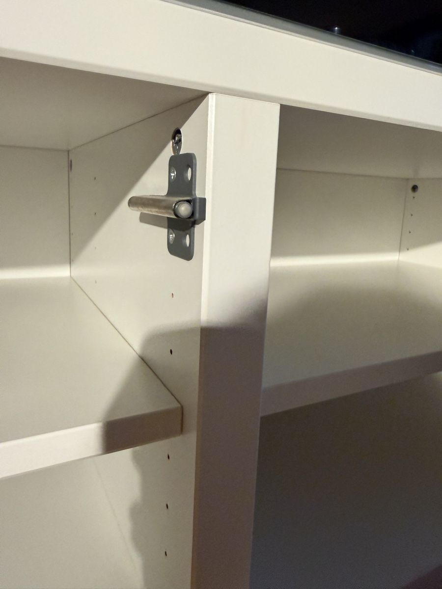 Ikea Meubles TV: TV Möbel/ Sideboard – D'occasion à Zürich par chi_cg6r 4